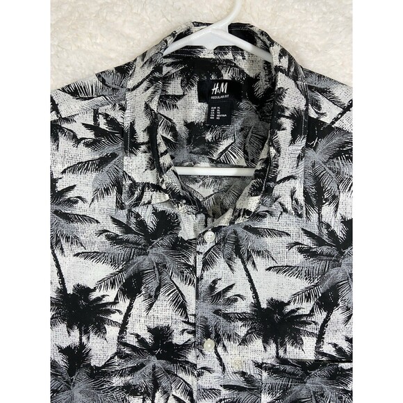 H&M Button Up Shirt Men’s Extra Large Black Gray White Palm Trees Hawaiian Camp - Picture 6 of 10
